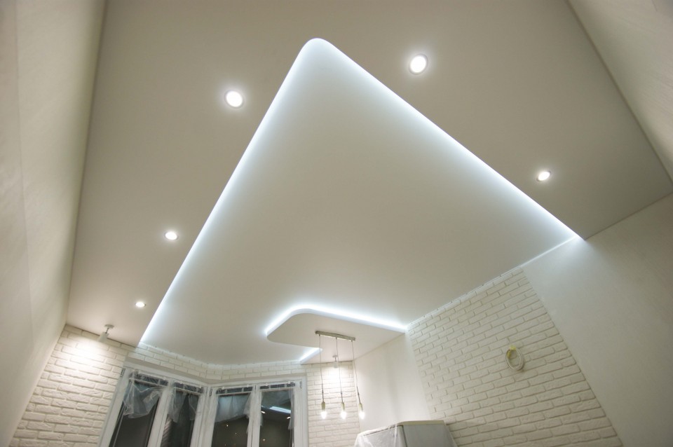 Заказать парящие натяжные потолки в г. Арзамас